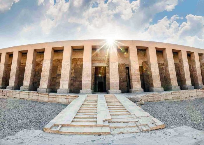 Uma Foto Maravilhosa Do Templo De Abidos Em Luxor